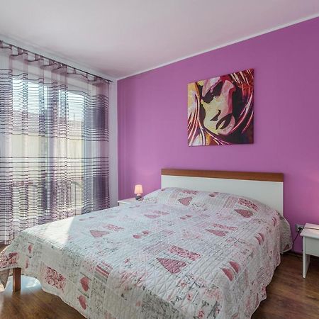 Apartment Marino Πόρετς Εξωτερικό φωτογραφία