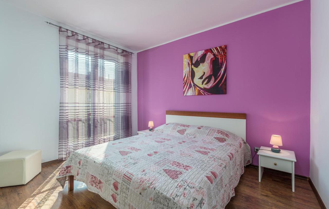 Apartment Marino Πόρετς Εξωτερικό φωτογραφία
